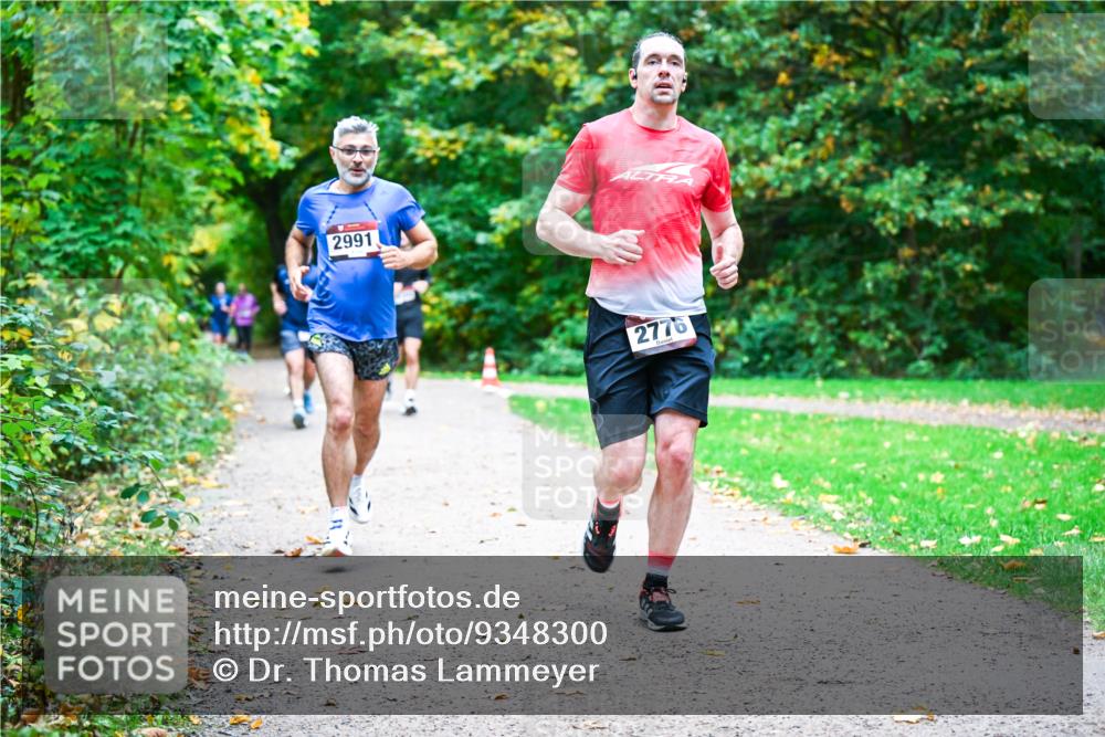 12.10.2025 - Bramfelder Halbmarathon 2025 Dr. Thomas Lammeyer http://msf.ph/oto/9348300 12.10.2025 10:26:44 Laufen 2991, 2776 meine-sportfotos.de