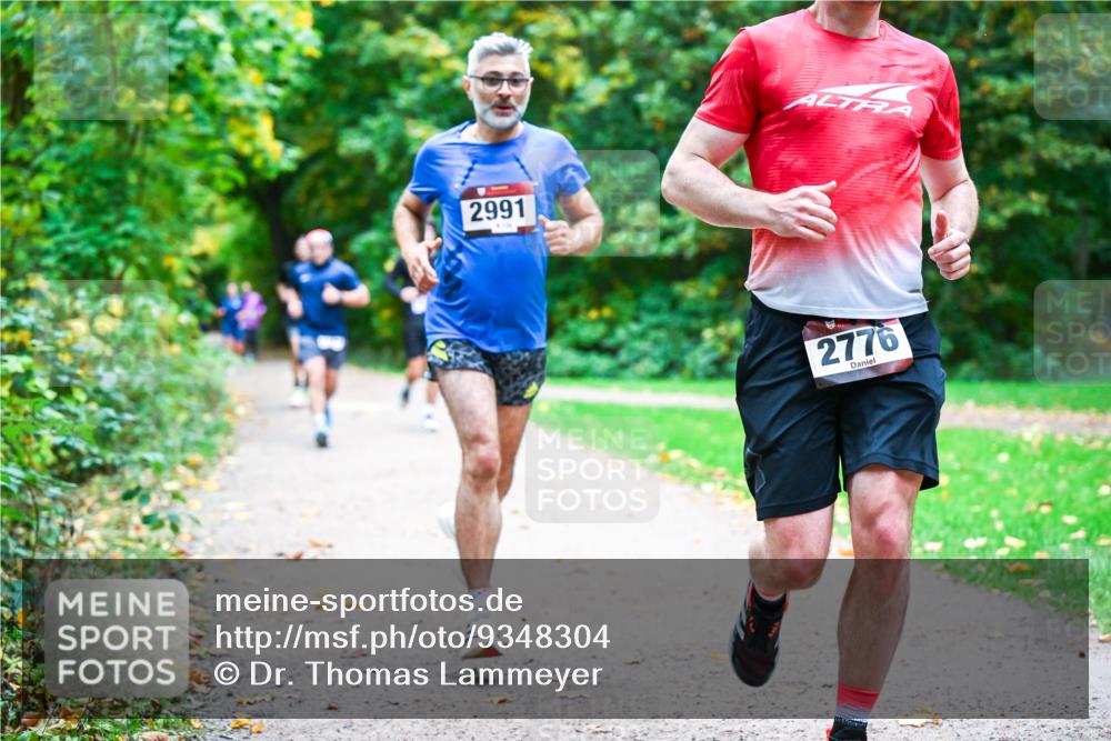 12.10.2025 - Bramfelder Halbmarathon 2025 Dr. Thomas Lammeyer http://msf.ph/oto/9348304 12.10.2025 10:26:45 Laufen 2991, 2776 meine-sportfotos.de