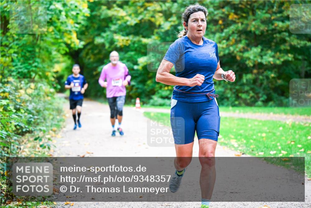 12.10.2025 - Bramfelder Halbmarathon 2025 Dr. Thomas Lammeyer http://msf.ph/oto/9348357 12.10.2025 10:26:56 Laufen 36 meine-sportfotos.de