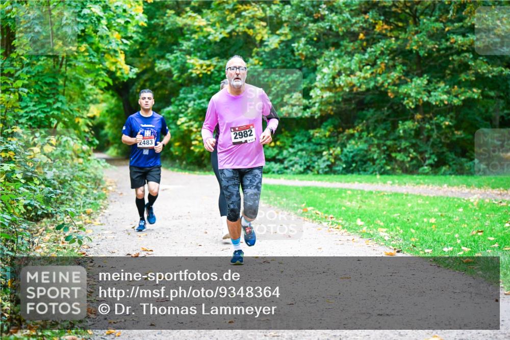 12.10.2025 - Bramfelder Halbmarathon 2025 Dr. Thomas Lammeyer http://msf.ph/oto/9348364 12.10.2025 10:26:58 Laufen 2483, 2982, 127 meine-sportfotos.de