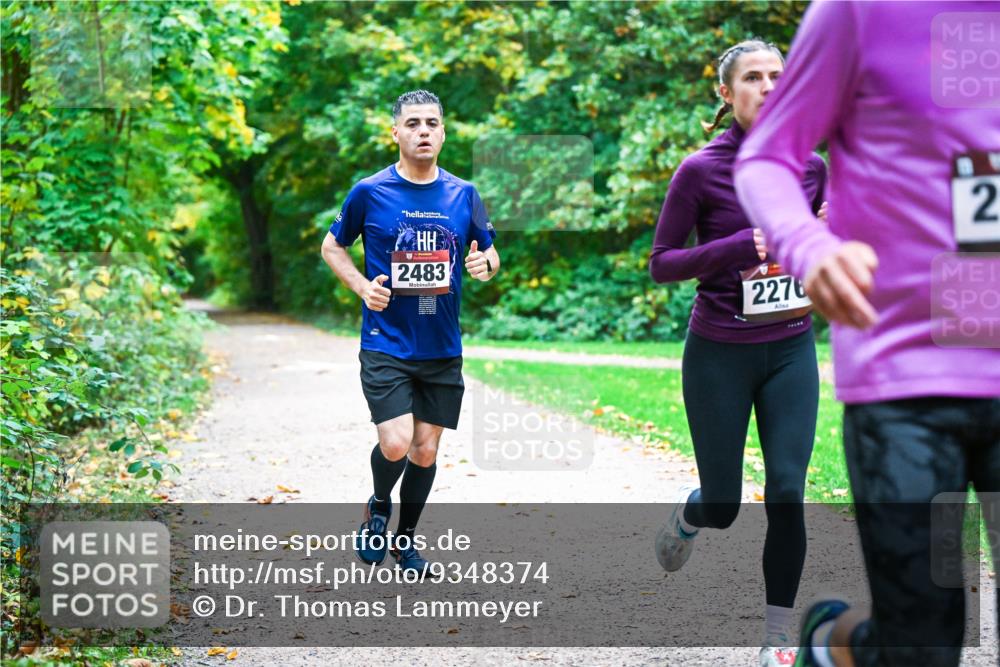 12.10.2025 - Bramfelder Halbmarathon 2025 Dr. Thomas Lammeyer http://msf.ph/oto/9348374 12.10.2025 10:26:59 Laufen 2483, 2276, 2 meine-sportfotos.de
