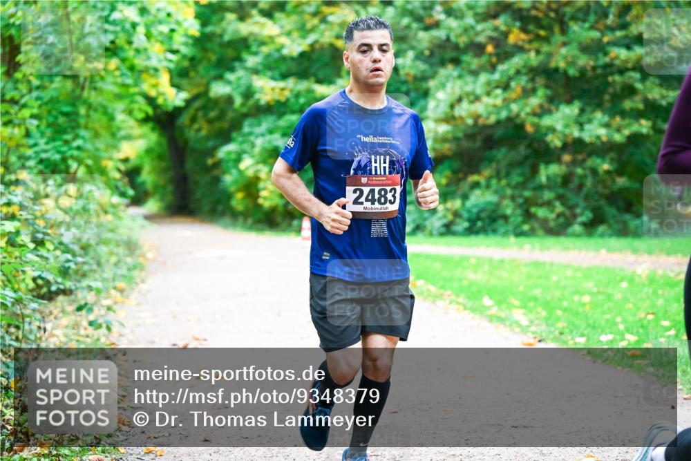 12.10.2025 - Bramfelder Halbmarathon 2025 Dr. Thomas Lammeyer http://msf.ph/oto/9348379 12.10.2025 10:27:00 Laufen 34, 2483 meine-sportfotos.de
