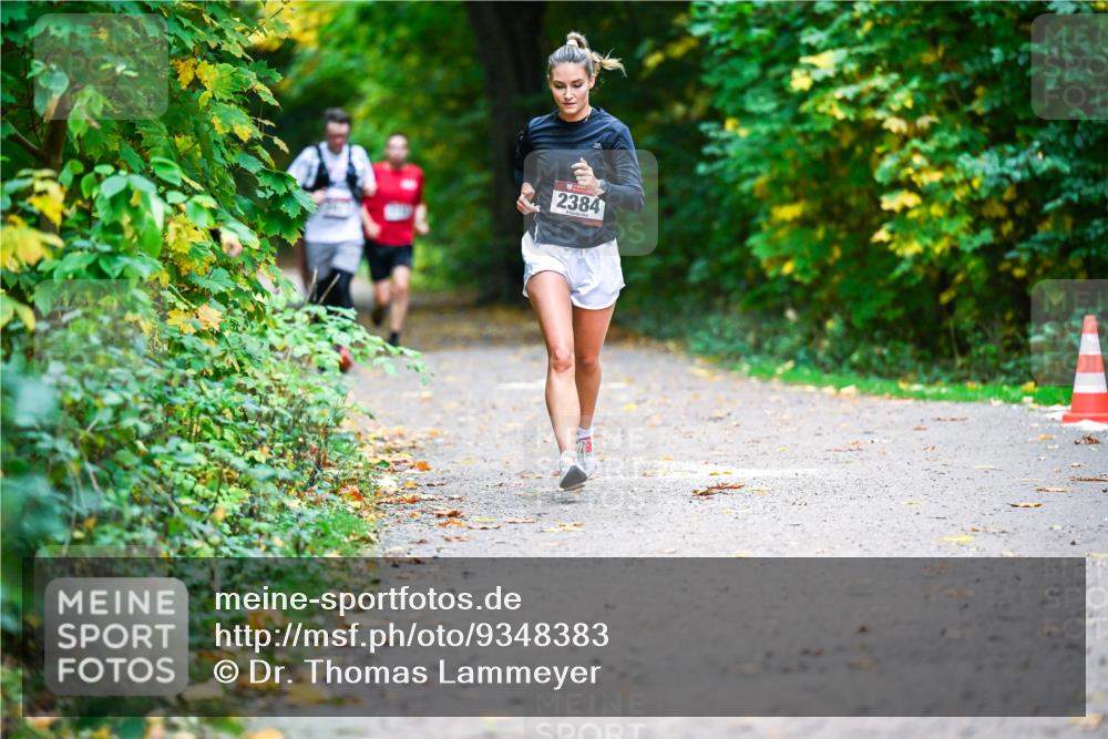 12.10.2025 - Bramfelder Halbmarathon 2025 Dr. Thomas Lammeyer http://msf.ph/oto/9348383 12.10.2025 10:27:11 Laufen 2384 meine-sportfotos.de