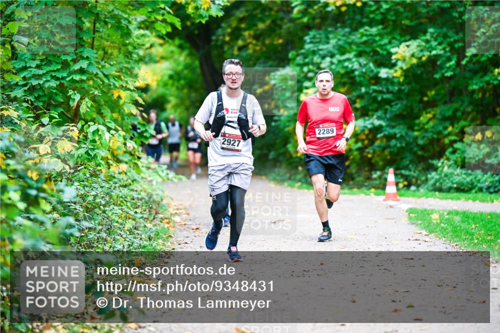 12.10.2025 - Bramfelder Halbmarathon 2025 Dr. Thomas Lammeyer http://msf.ph/oto/9348431 12.10.2025 10:27:20 Laufen 2927, 2289 meine-sportfotos.de