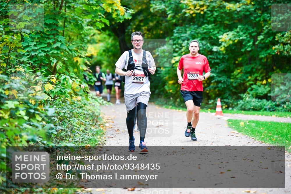 12.10.2025 - Bramfelder Halbmarathon 2025 Dr. Thomas Lammeyer http://msf.ph/oto/9348435 12.10.2025 10:27:21 Laufen 2927, 2289 meine-sportfotos.de