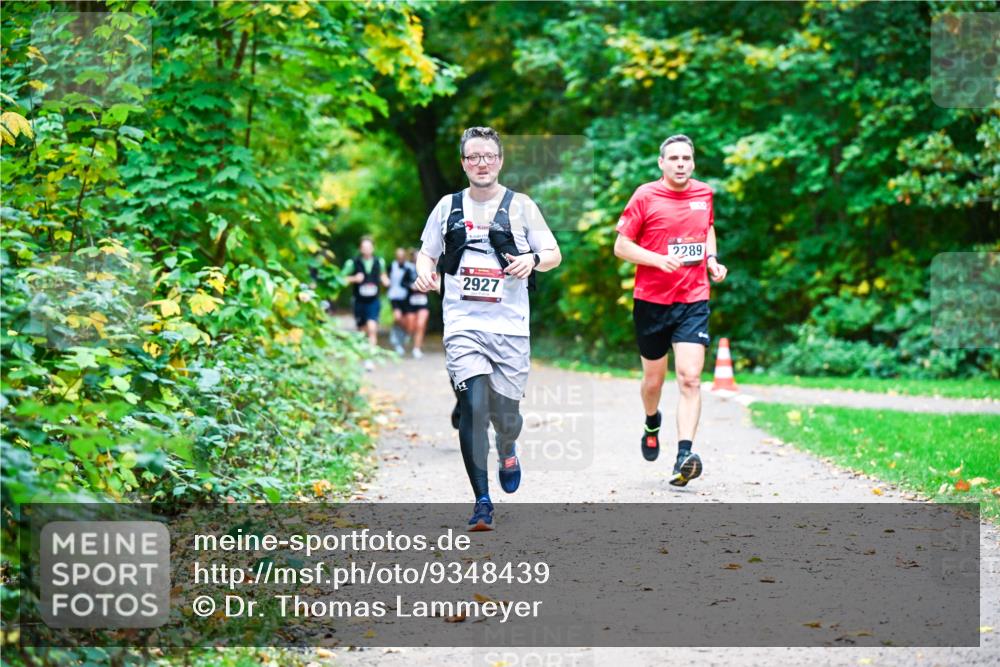 12.10.2025 - Bramfelder Halbmarathon 2025 Dr. Thomas Lammeyer http://msf.ph/oto/9348439 12.10.2025 10:27:21 Laufen 2927, 2289 meine-sportfotos.de