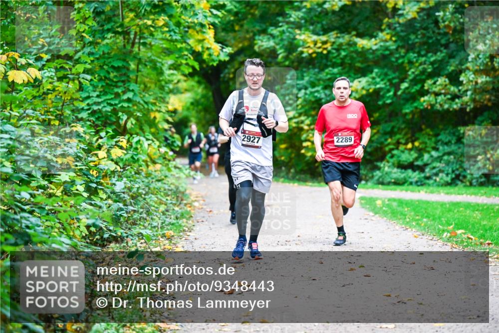 12.10.2025 - Bramfelder Halbmarathon 2025 Dr. Thomas Lammeyer http://msf.ph/oto/9348443 12.10.2025 10:27:22 Laufen 2927, 2289 meine-sportfotos.de
