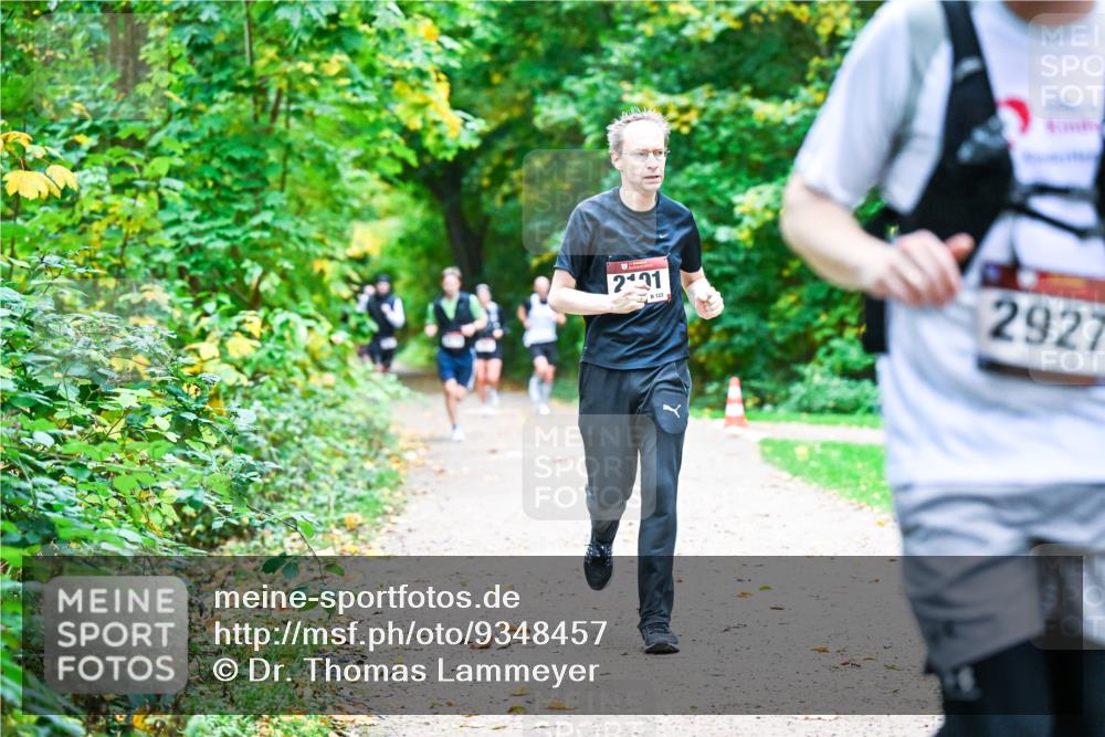 12.10.2025 - Bramfelder Halbmarathon 2025 Dr. Thomas Lammeyer http://msf.ph/oto/9348457 12.10.2025 10:27:25 Laufen 231, 123, 2927 meine-sportfotos.de