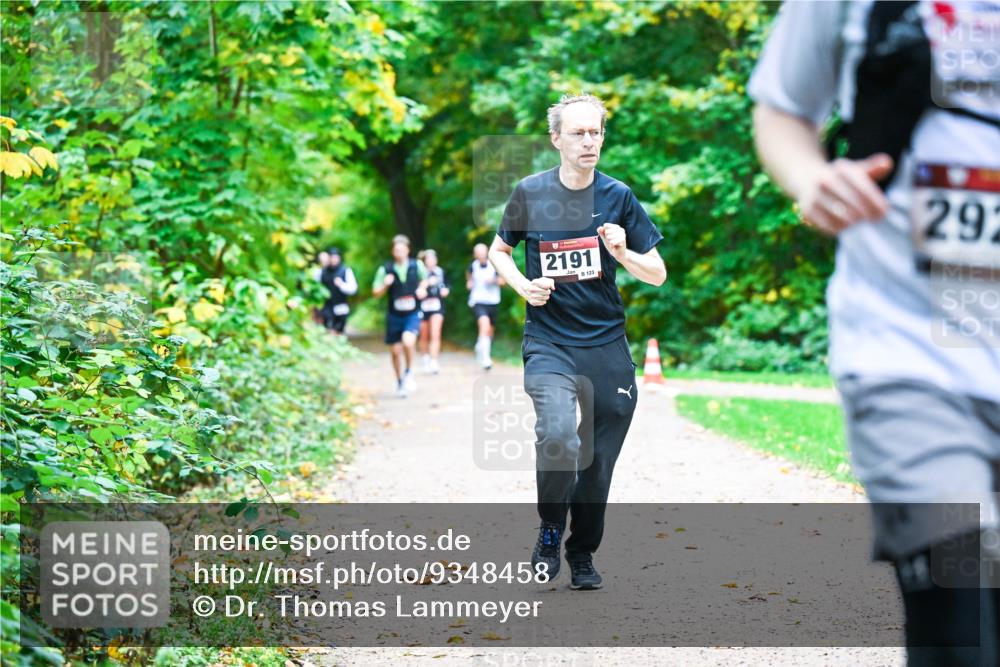 12.10.2025 - Bramfelder Halbmarathon 2025 Dr. Thomas Lammeyer http://msf.ph/oto/9348458 12.10.2025 10:27:25 Laufen 2191, 8, 123, 292 meine-sportfotos.de