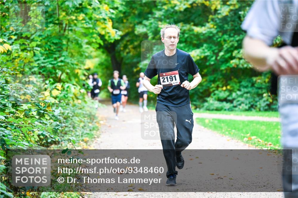 12.10.2025 - Bramfelder Halbmarathon 2025 Dr. Thomas Lammeyer http://msf.ph/oto/9348460 12.10.2025 10:27:25 Laufen 2191, 123 meine-sportfotos.de