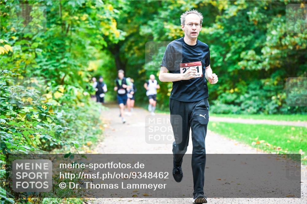 12.10.2025 - Bramfelder Halbmarathon 2025 Dr. Thomas Lammeyer http://msf.ph/oto/9348462 12.10.2025 10:27:26 Laufen 231, 123 meine-sportfotos.de