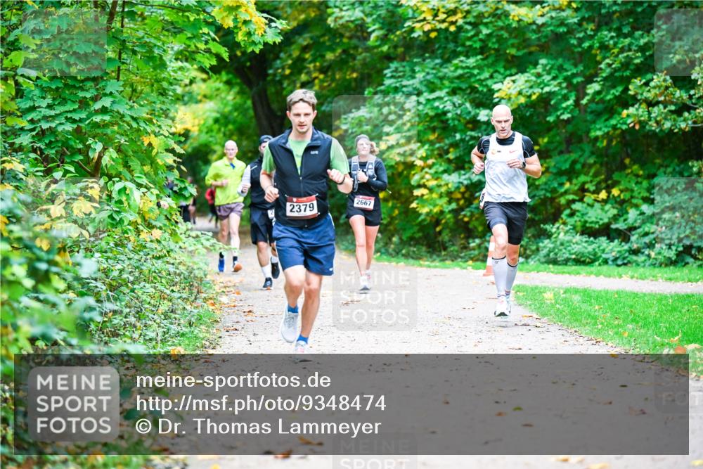 12.10.2025 - Bramfelder Halbmarathon 2025 Dr. Thomas Lammeyer http://msf.ph/oto/9348474 12.10.2025 10:27:29 Laufen 2379, 2667 meine-sportfotos.de