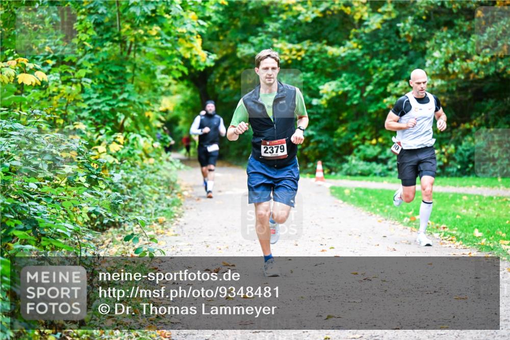 12.10.2025 - Bramfelder Halbmarathon 2025 Dr. Thomas Lammeyer http://msf.ph/oto/9348481 12.10.2025 10:27:31 Laufen 2379, 90 meine-sportfotos.de
