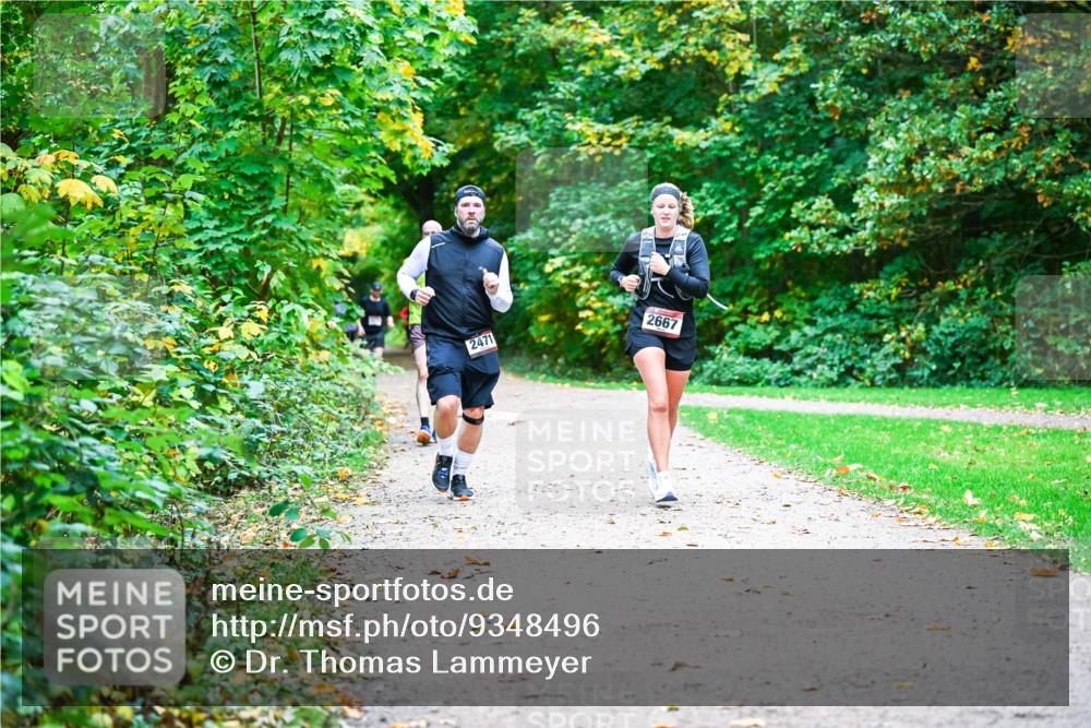12.10.2025 - Bramfelder Halbmarathon 2025 Dr. Thomas Lammeyer http://msf.ph/oto/9348496 12.10.2025 10:27:34 Laufen 2471, 2667 meine-sportfotos.de