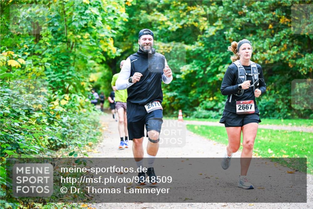 12.10.2025 - Bramfelder Halbmarathon 2025 Dr. Thomas Lammeyer http://msf.ph/oto/9348509 12.10.2025 10:27:36 Laufen 2471, 2667 meine-sportfotos.de