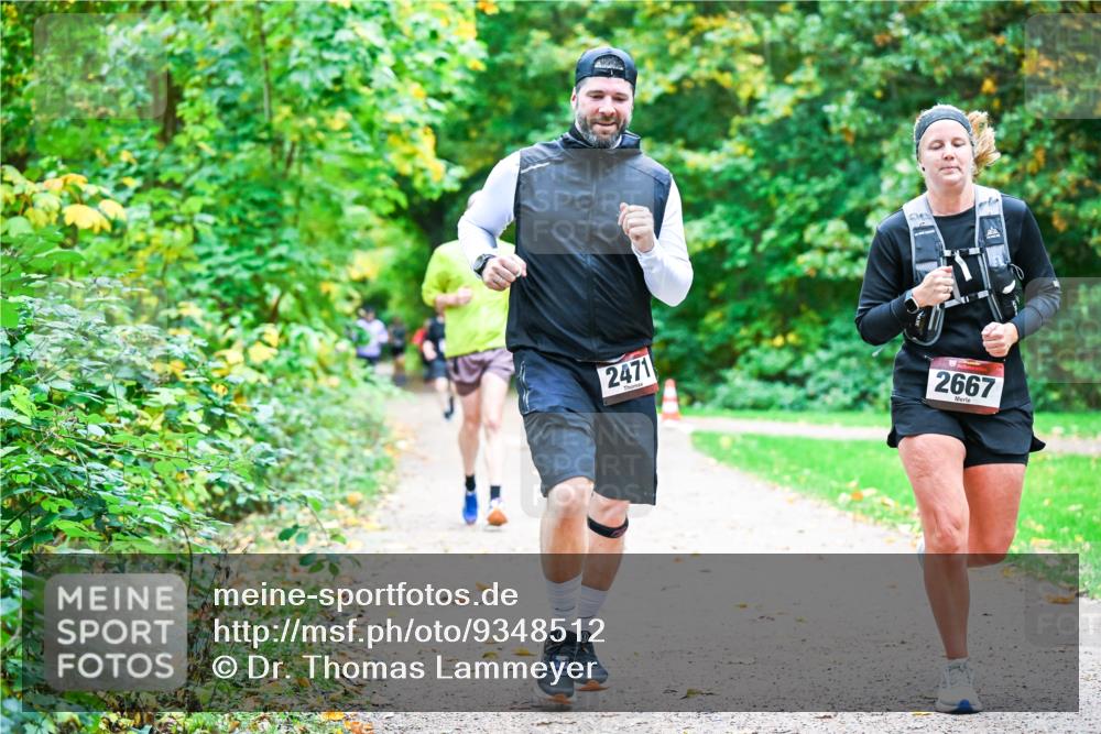 12.10.2025 - Bramfelder Halbmarathon 2025 Dr. Thomas Lammeyer http://msf.ph/oto/9348512 12.10.2025 10:27:37 Laufen 2471, 2667 meine-sportfotos.de