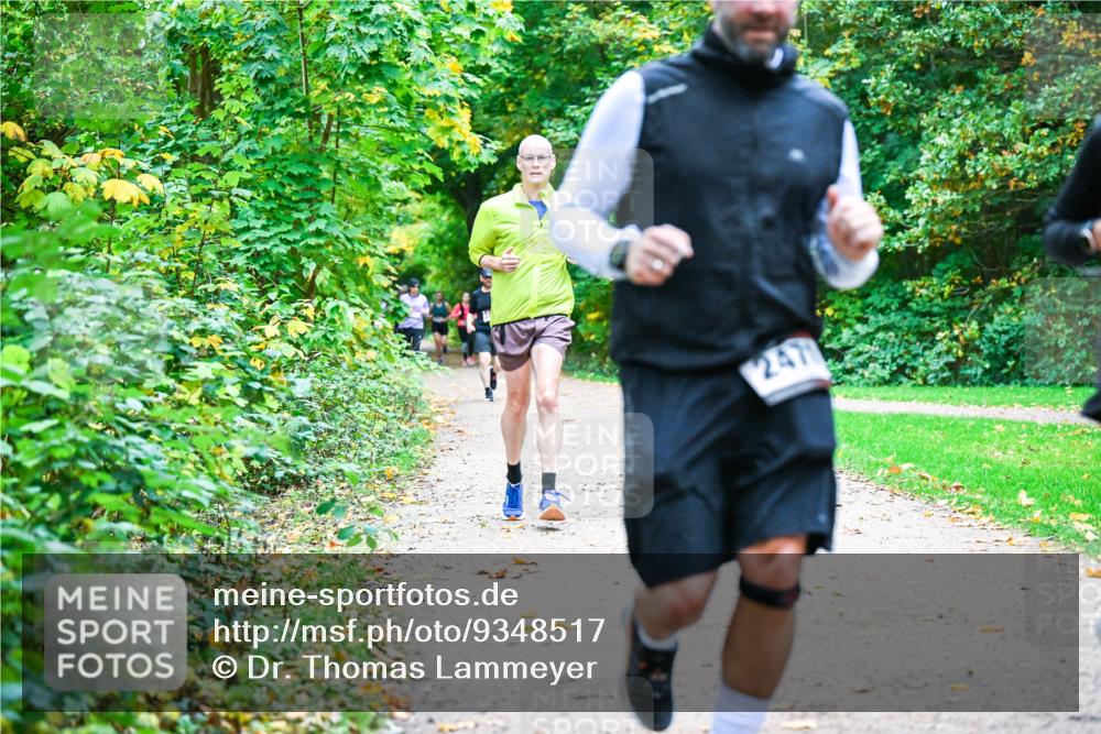 12.10.2025 - Bramfelder Halbmarathon 2025 Dr. Thomas Lammeyer http://msf.ph/oto/9348517 12.10.2025 10:27:37 Laufen 247 meine-sportfotos.de