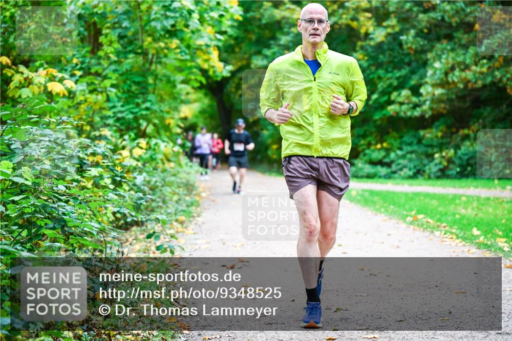 12.10.2025 - Bramfelder Halbmarathon 2025 Dr. Thomas Lammeyer http://msf.ph/oto/9348525 12.10.2025 10:27:39 Laufen  meine-sportfotos.de