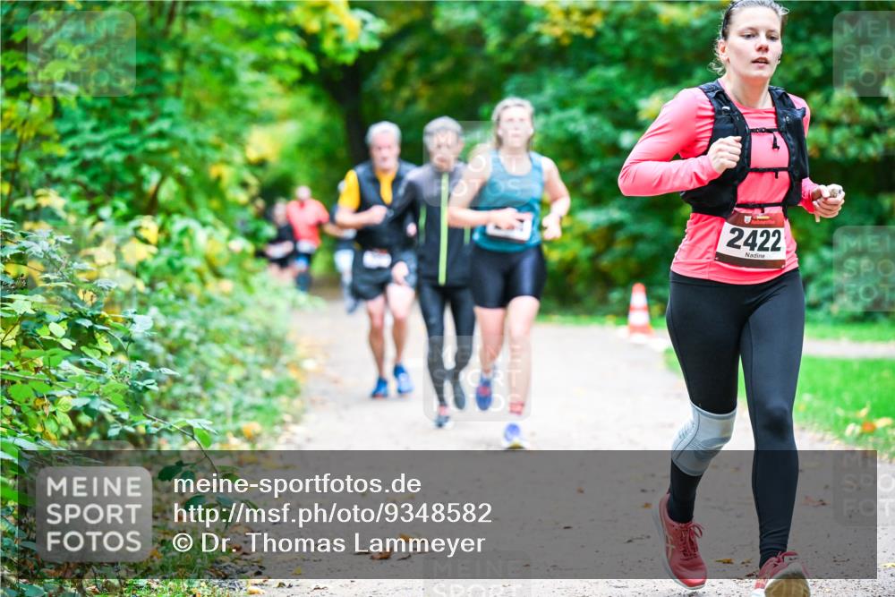 12.10.2025 - Bramfelder Halbmarathon 2025 Dr. Thomas Lammeyer http://msf.ph/oto/9348582 12.10.2025 10:27:51 Laufen 2422 meine-sportfotos.de
