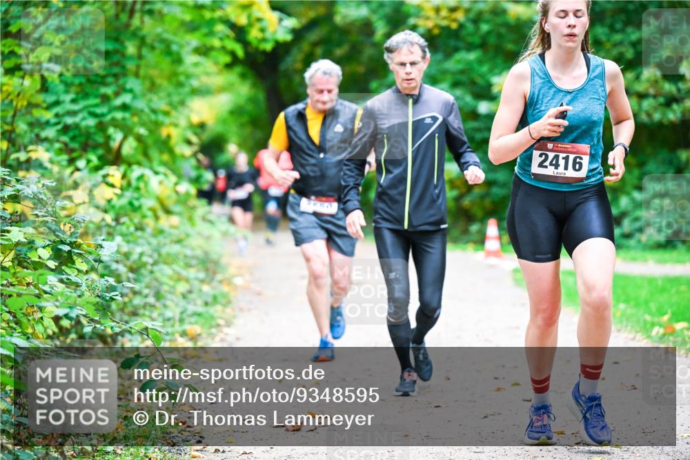 12.10.2025 - Bramfelder Halbmarathon 2025 Dr. Thomas Lammeyer http://msf.ph/oto/9348595 12.10.2025 10:27:53 Laufen 7860, 2416 meine-sportfotos.de