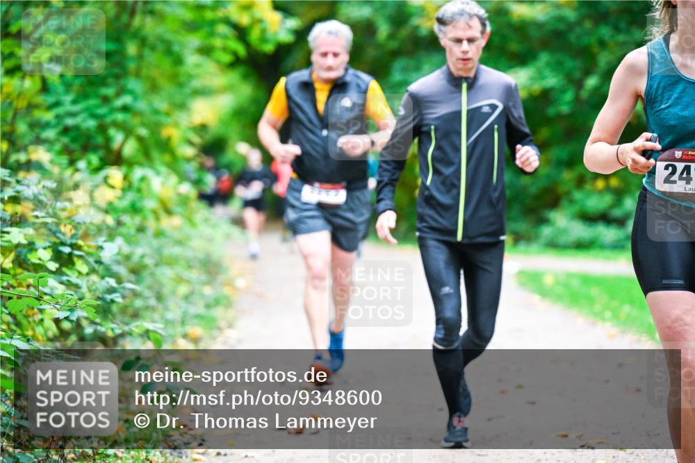 12.10.2025 - Bramfelder Halbmarathon 2025 Dr. Thomas Lammeyer http://msf.ph/oto/9348600 12.10.2025 10:27:54 Laufen 24 meine-sportfotos.de