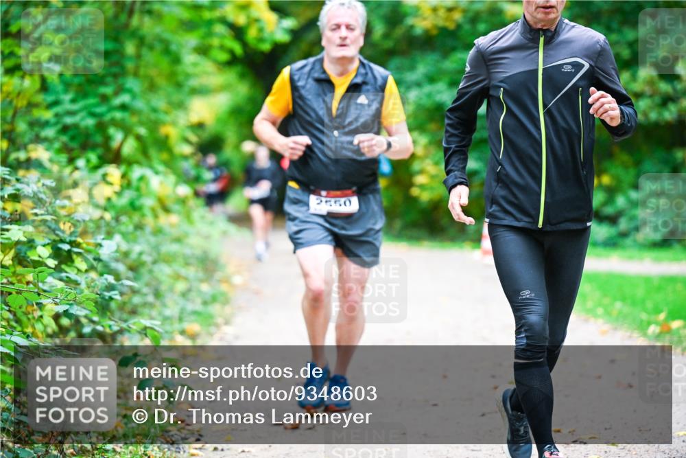12.10.2025 - Bramfelder Halbmarathon 2025 Dr. Thomas Lammeyer http://msf.ph/oto/9348603 12.10.2025 10:27:54 Laufen 2650 meine-sportfotos.de