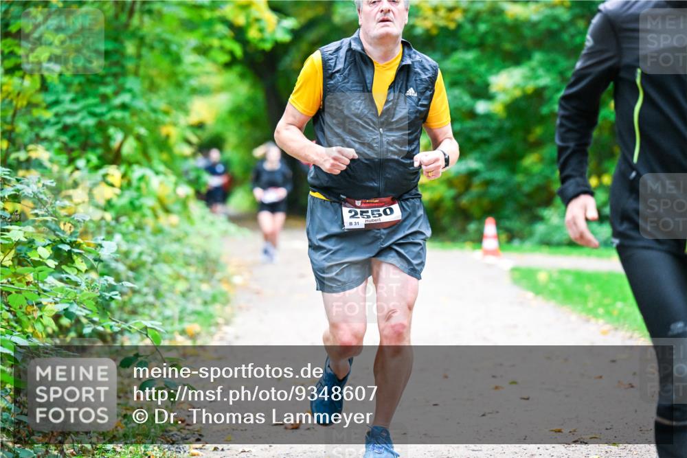 12.10.2025 - Bramfelder Halbmarathon 2025 Dr. Thomas Lammeyer http://msf.ph/oto/9348607 12.10.2025 10:27:55 Laufen 2550, 31 meine-sportfotos.de