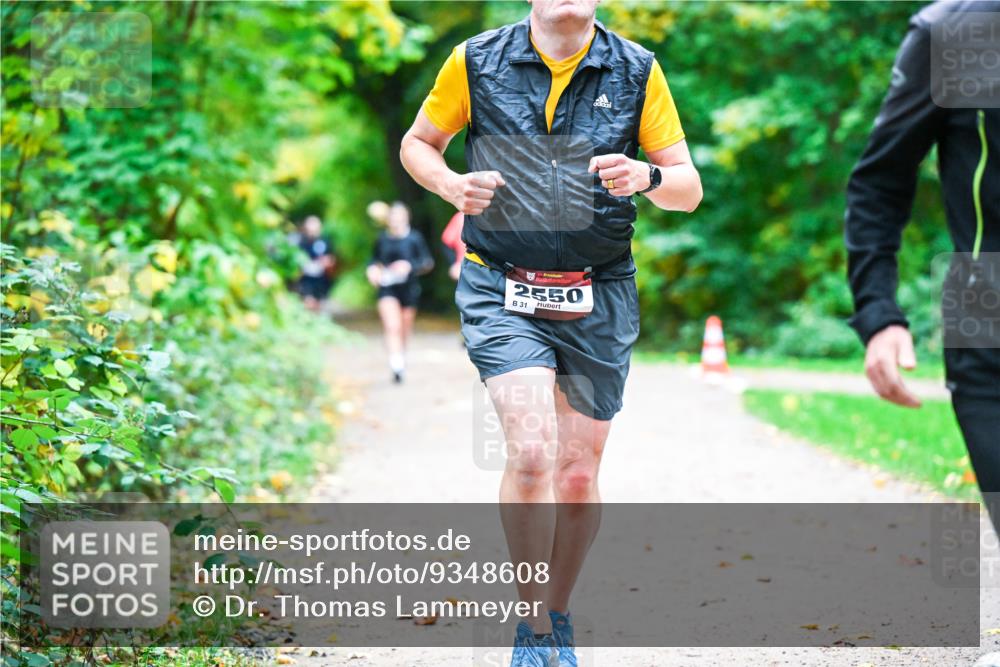 12.10.2025 - Bramfelder Halbmarathon 2025 Dr. Thomas Lammeyer http://msf.ph/oto/9348608 12.10.2025 10:27:55 Laufen 2550, 31 meine-sportfotos.de