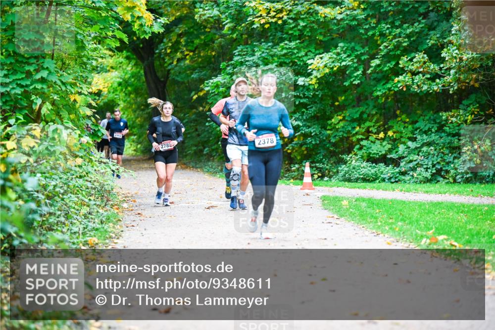 12.10.2025 - Bramfelder Halbmarathon 2025 Dr. Thomas Lammeyer http://msf.ph/oto/9348611 12.10.2025 10:27:57 Laufen 2462, 278, 2378 meine-sportfotos.de