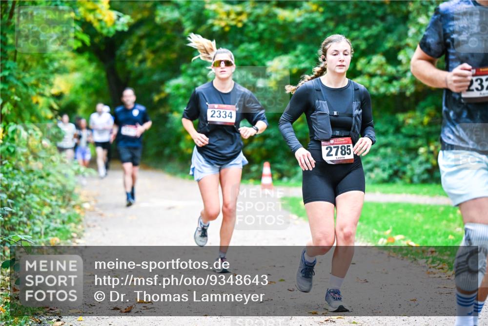 12.10.2025 - Bramfelder Halbmarathon 2025 Dr. Thomas Lammeyer http://msf.ph/oto/9348643 12.10.2025 10:28:03 Laufen 2334, 2785, 232 meine-sportfotos.de