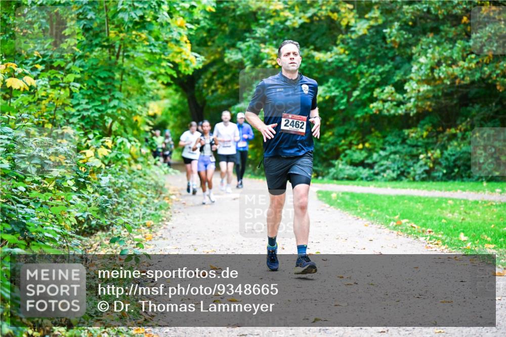 12.10.2025 - Bramfelder Halbmarathon 2025 Dr. Thomas Lammeyer http://msf.ph/oto/9348665 12.10.2025 10:28:08 Laufen 2462 meine-sportfotos.de