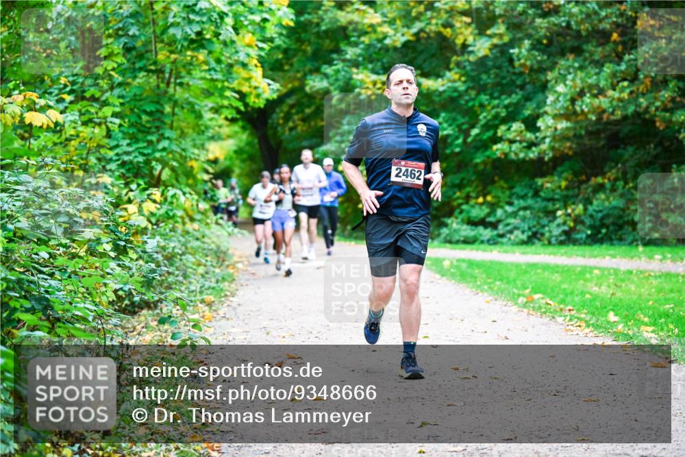 12.10.2025 - Bramfelder Halbmarathon 2025 Dr. Thomas Lammeyer http://msf.ph/oto/9348666 12.10.2025 10:28:08 Laufen 2462 meine-sportfotos.de