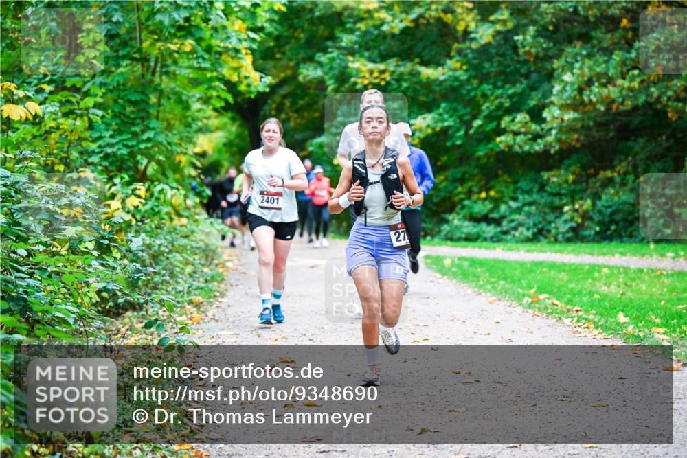 12.10.2025 - Bramfelder Halbmarathon 2025 Dr. Thomas Lammeyer http://msf.ph/oto/9348690 12.10.2025 10:28:12 Laufen 2401, 27 meine-sportfotos.de