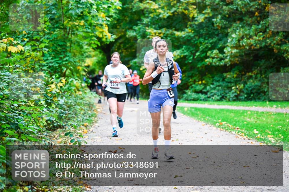 12.10.2025 - Bramfelder Halbmarathon 2025 Dr. Thomas Lammeyer http://msf.ph/oto/9348691 12.10.2025 10:28:12 Laufen 2401, 27 meine-sportfotos.de