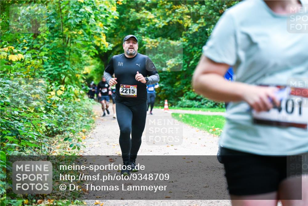 12.10.2025 - Bramfelder Halbmarathon 2025 Dr. Thomas Lammeyer http://msf.ph/oto/9348709 12.10.2025 10:28:16 Laufen 11, 2215, 401 meine-sportfotos.de