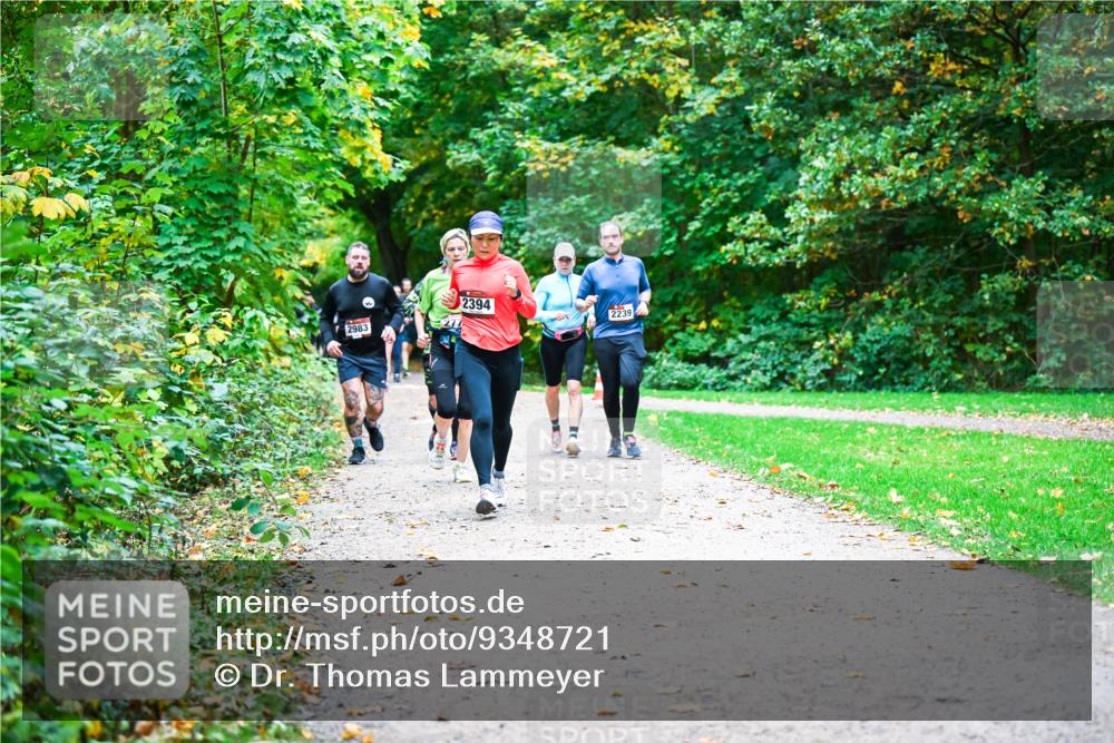 12.10.2025 - Bramfelder Halbmarathon 2025 Dr. Thomas Lammeyer http://msf.ph/oto/9348721 12.10.2025 10:28:19 Laufen 2983, 2394, 2239 meine-sportfotos.de
