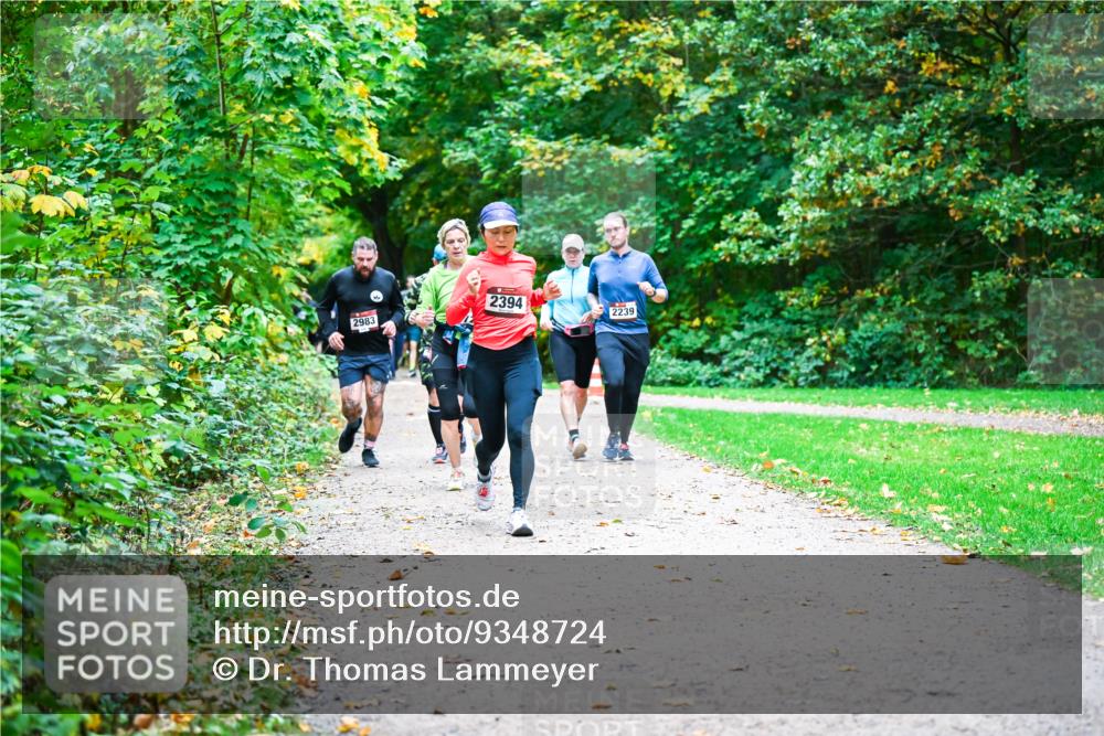 12.10.2025 - Bramfelder Halbmarathon 2025 Dr. Thomas Lammeyer http://msf.ph/oto/9348724 12.10.2025 10:28:19 Laufen 2394, 2983, 2239 meine-sportfotos.de