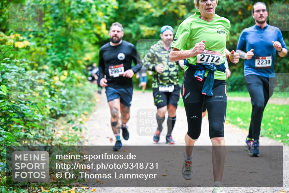 12.10.2025 - Bramfelder Halbmarathon 2025 Dr. Thomas Lammeyer http://msf.ph/oto/9348731 12.10.2025 10:28:22 Laufen 2983, 2772, 2239 meine-sportfotos.de