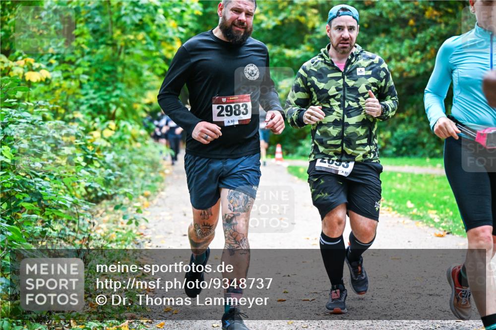 12.10.2025 - Bramfelder Halbmarathon 2025 Dr. Thomas Lammeyer http://msf.ph/oto/9348737 12.10.2025 10:28:23 Laufen 34, 2983, 92, 2033, 93 meine-sportfotos.de