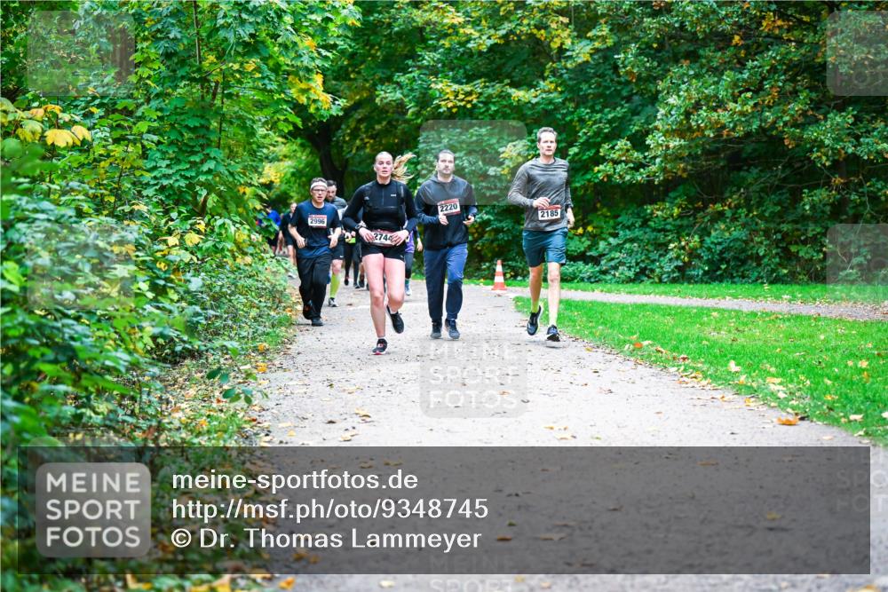12.10.2025 - Bramfelder Halbmarathon 2025 Dr. Thomas Lammeyer http://msf.ph/oto/9348745 12.10.2025 10:28:27 Laufen 2996, 2744, 2220, 2185 meine-sportfotos.de