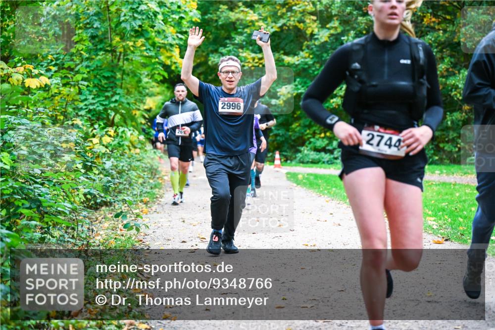 12.10.2025 - Bramfelder Halbmarathon 2025 Dr. Thomas Lammeyer http://msf.ph/oto/9348766 12.10.2025 10:28:31 Laufen 26, 2996, 2744 meine-sportfotos.de
