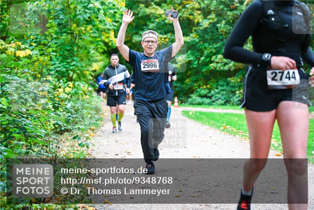 12.10.2025 - Bramfelder Halbmarathon 2025 Dr. Thomas Lammeyer http://msf.ph/oto/9348768 12.10.2025 10:28:31 Laufen 2615, 2996, 2744 meine-sportfotos.de
