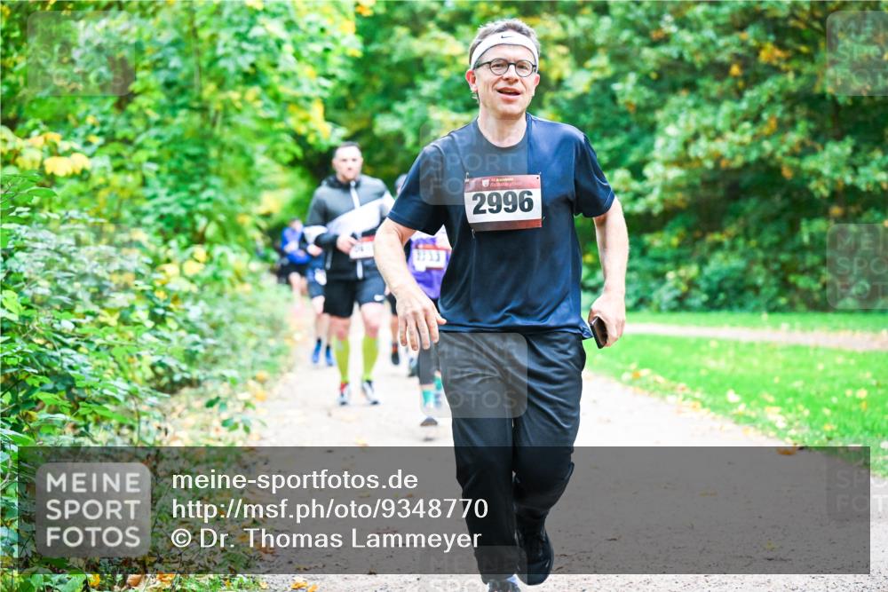 12.10.2025 - Bramfelder Halbmarathon 2025 Dr. Thomas Lammeyer http://msf.ph/oto/9348770 12.10.2025 10:28:32 Laufen 2996 meine-sportfotos.de