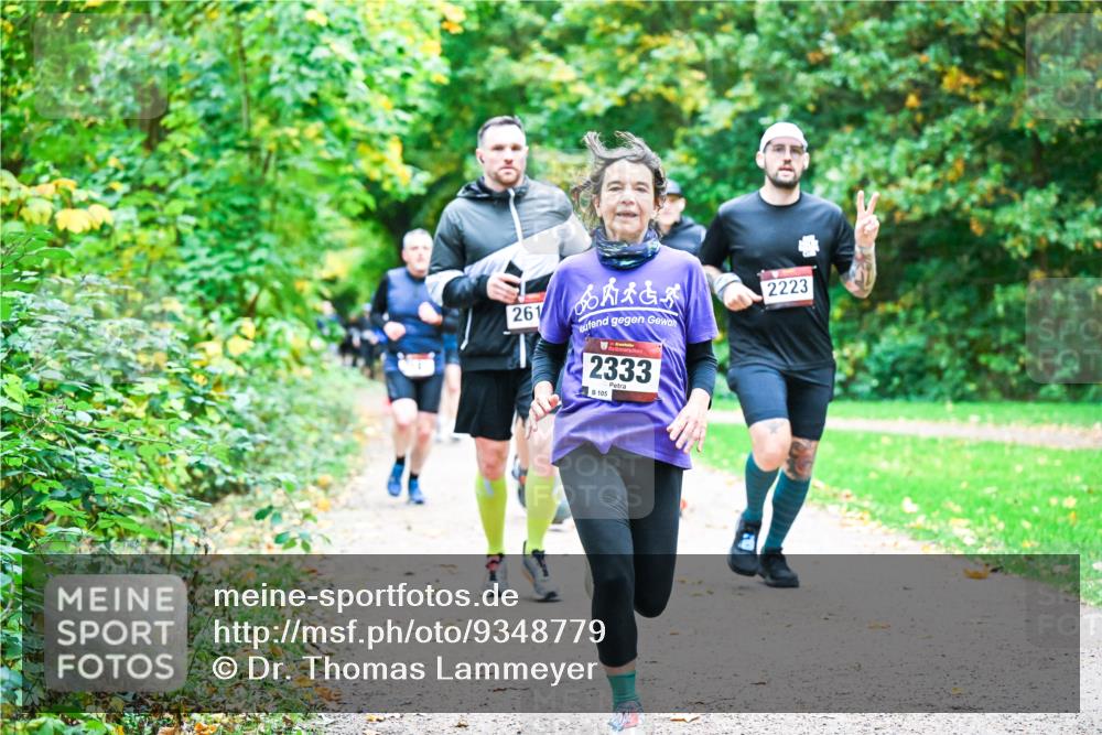 12.10.2025 - Bramfelder Halbmarathon 2025 Dr. Thomas Lammeyer http://msf.ph/oto/9348779 12.10.2025 10:28:33 Laufen 261, 2333, 105, 2223 meine-sportfotos.de