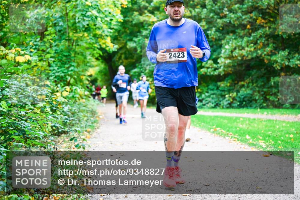 12.10.2025 - Bramfelder Halbmarathon 2025 Dr. Thomas Lammeyer http://msf.ph/oto/9348827 12.10.2025 10:28:41 Laufen 2, 2423 meine-sportfotos.de