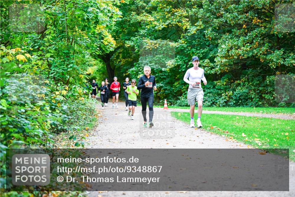 12.10.2025 - Bramfelder Halbmarathon 2025 Dr. Thomas Lammeyer http://msf.ph/oto/9348867 12.10.2025 10:28:49 Laufen 90 meine-sportfotos.de