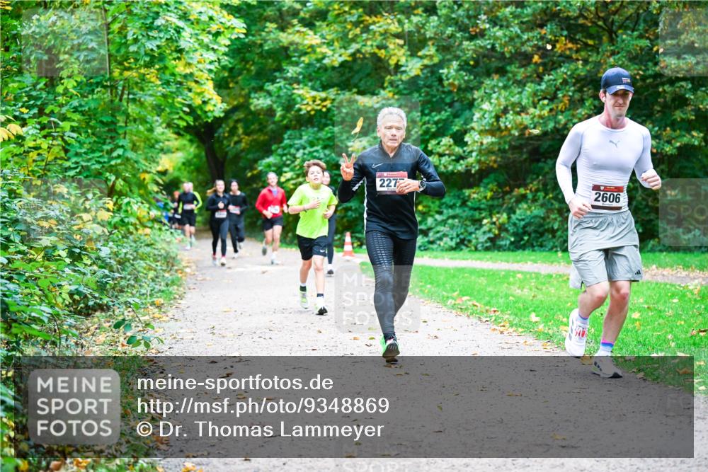 12.10.2025 - Bramfelder Halbmarathon 2025 Dr. Thomas Lammeyer http://msf.ph/oto/9348869 12.10.2025 10:28:51 Laufen 2277, 2606 meine-sportfotos.de