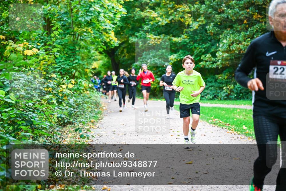 12.10.2025 - Bramfelder Halbmarathon 2025 Dr. Thomas Lammeyer http://msf.ph/oto/9348877 12.10.2025 10:28:53 Laufen 2340, 22 meine-sportfotos.de