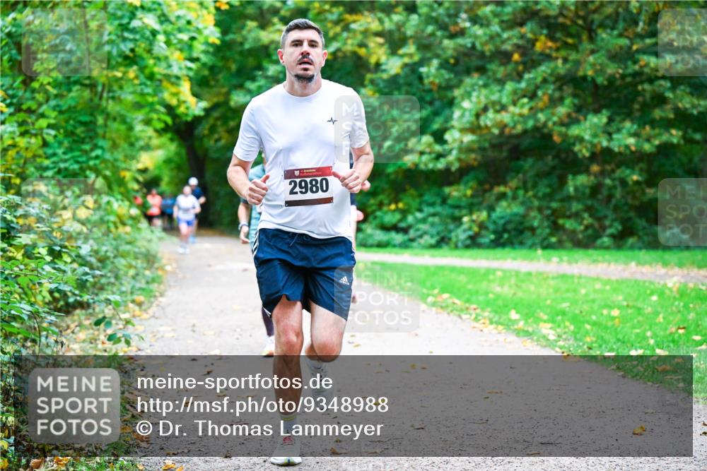 12.10.2025 - Bramfelder Halbmarathon 2025 Dr. Thomas Lammeyer http://msf.ph/oto/9348988 12.10.2025 10:29:12 Laufen 2980 meine-sportfotos.de