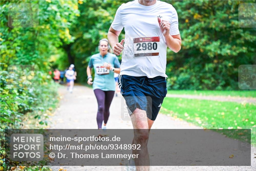 12.10.2025 - Bramfelder Halbmarathon 2025 Dr. Thomas Lammeyer http://msf.ph/oto/9348992 12.10.2025 10:29:12 Laufen 2282, 34, 2980 meine-sportfotos.de